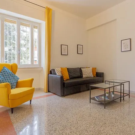 Miani House Апартаменты