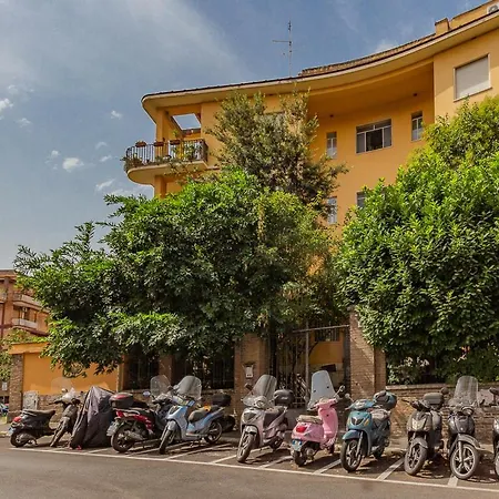 アパート Miani House ローマ